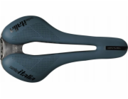 Sedlo Selle Italia SELLE ITALIA FLITE BOOST GRAVEL TI316, Superflow S (id match - S3), TI 316 Rail, Fibra-Tek, Light Gel, 228g, Modrá (NOVINKA)