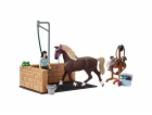 Mycí prostor Schleich Horse Club s figurkami Emily & Luna