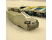 NetRack RJ45 patch kabel, lisovaný plášť, kat. 5e FTP, 15m šedý BZPAT15F5E