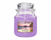 Svíčka ve skleněné dóze Yankee Candle, Pobřeží Bora Bora, 410 g