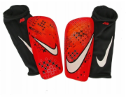 Nike  Mercurial Lite CR7 chrániče holení FJ4869-696